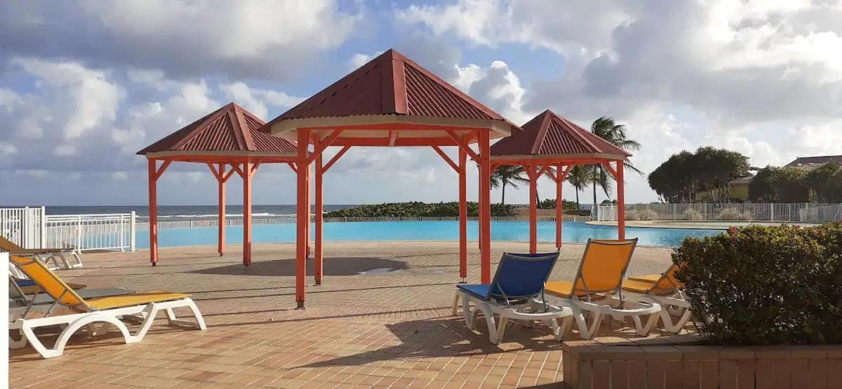 Karibeko : Exceptionnel & Rare : Plage , Piscine, Wifi Prive Сен-Франсуа Экстерьер фото